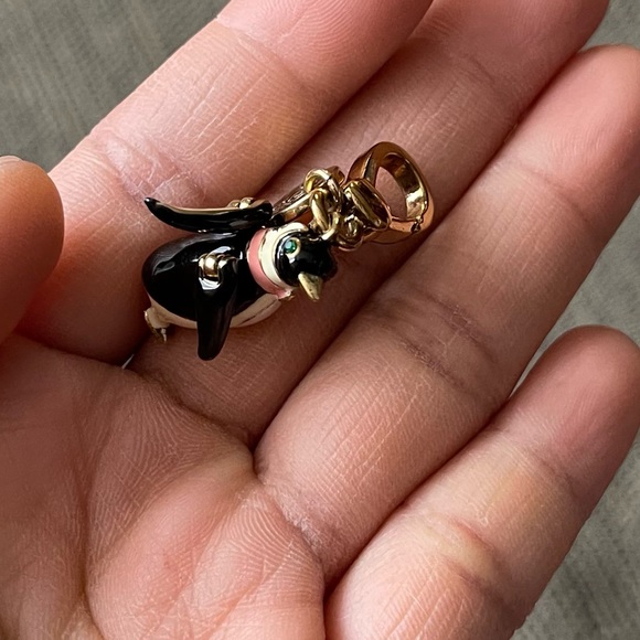 Ultra Rare Juicy Couture Limited Edition 2008 Golden Penguin Charm EUC - Picture 5 of 6